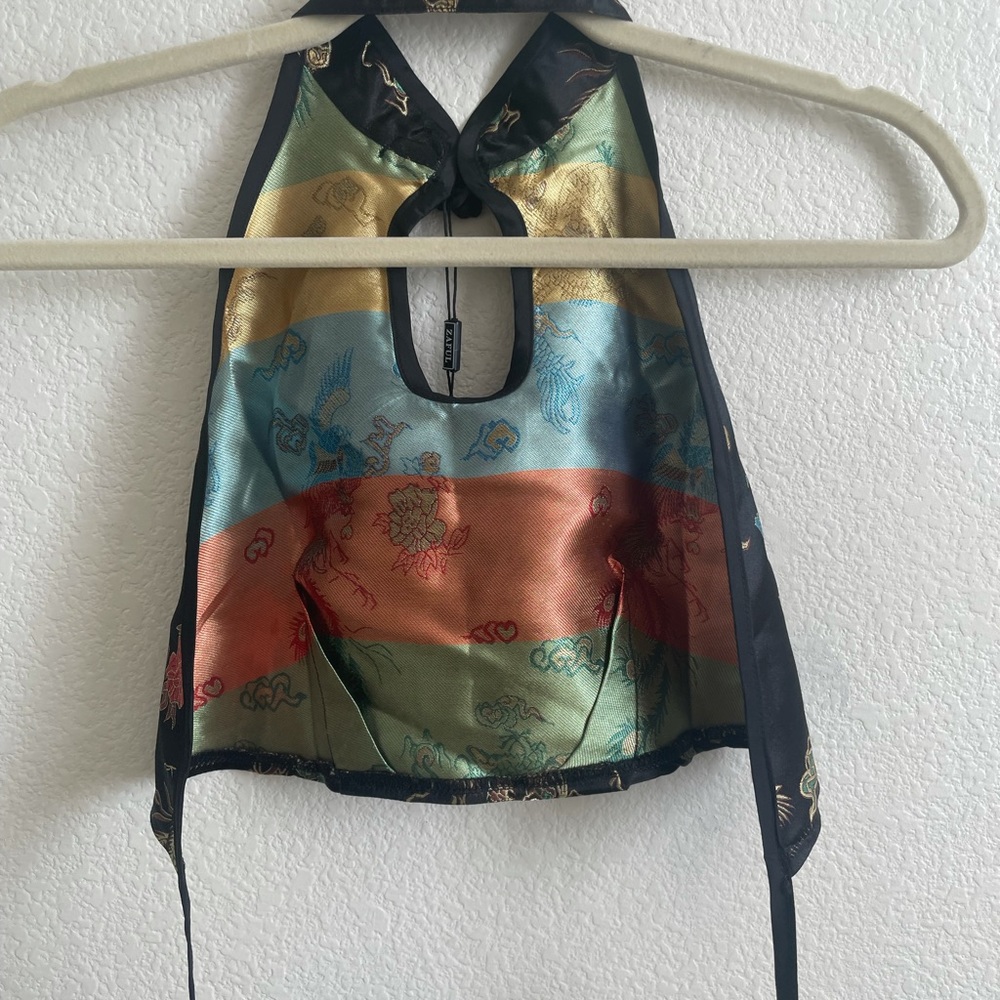 Crop Top - Picture 5 of 6